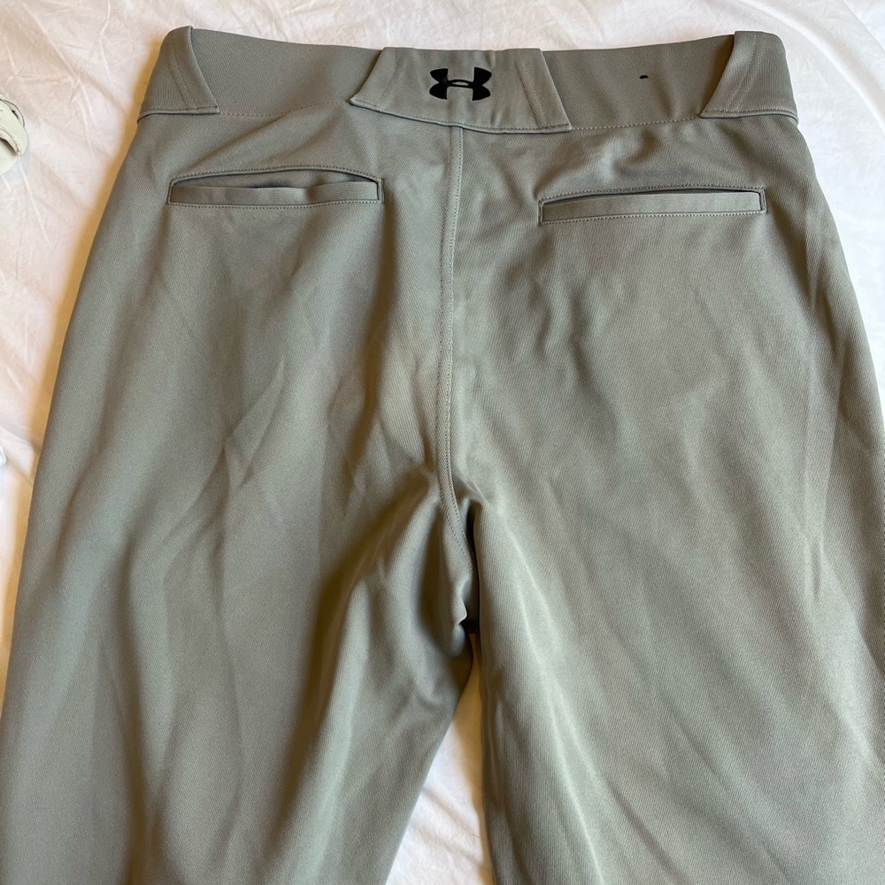 Under Armour mens large baseball pants